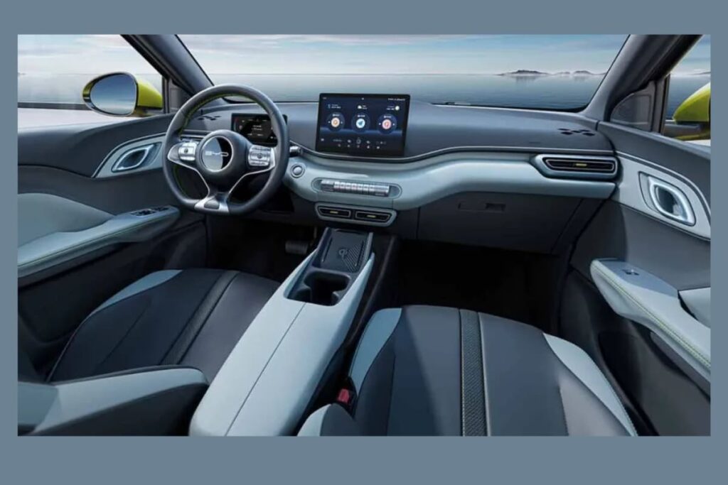 O BYD Dolphin é um carro elétrico compacto que combina tecnologia avançada, sustentabilidade e eficiência, tornando-se uma opção ideal para quem busca um veículo acessível e ecológico. Com sua autonomia impressionante, carregamento rápido e uma série de recursos modernos, o Dolphin se destaca no mercado de veículos elétricos, oferecendo uma excelente relação custo-benefício.
Se você está considerando fazer a transição para um veículo elétrico, o BYD Dolphin oferece uma solução prática, econômica e ambientalmente responsável, perfeita para a mobilidade urbana do futuro.
