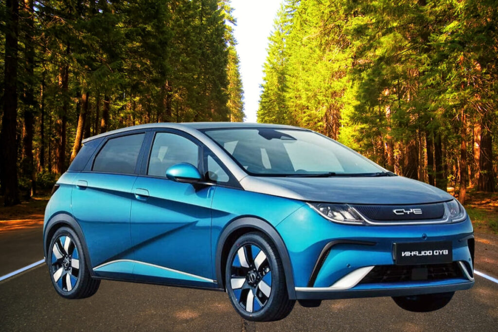 O BYD Dolphin é um carro elétrico compacto que combina tecnologia avançada, sustentabilidade e eficiência, tornando-se uma opção ideal para quem busca um veículo acessível e ecológico. Com sua autonomia impressionante, carregamento rápido e uma série de recursos modernos, o Dolphin se destaca no mercado de veículos elétricos, oferecendo uma excelente relação custo-benefício.
Se você está considerando fazer a transição para um veículo elétrico, o BYD Dolphin oferece uma solução prática, econômica e ambientalmente responsável, perfeita para a mobilidade urbana do futuro.
